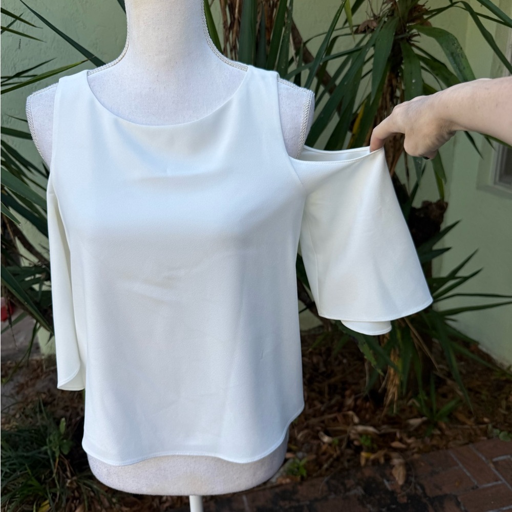 Alice + Olivia White Cold Shoulder Top